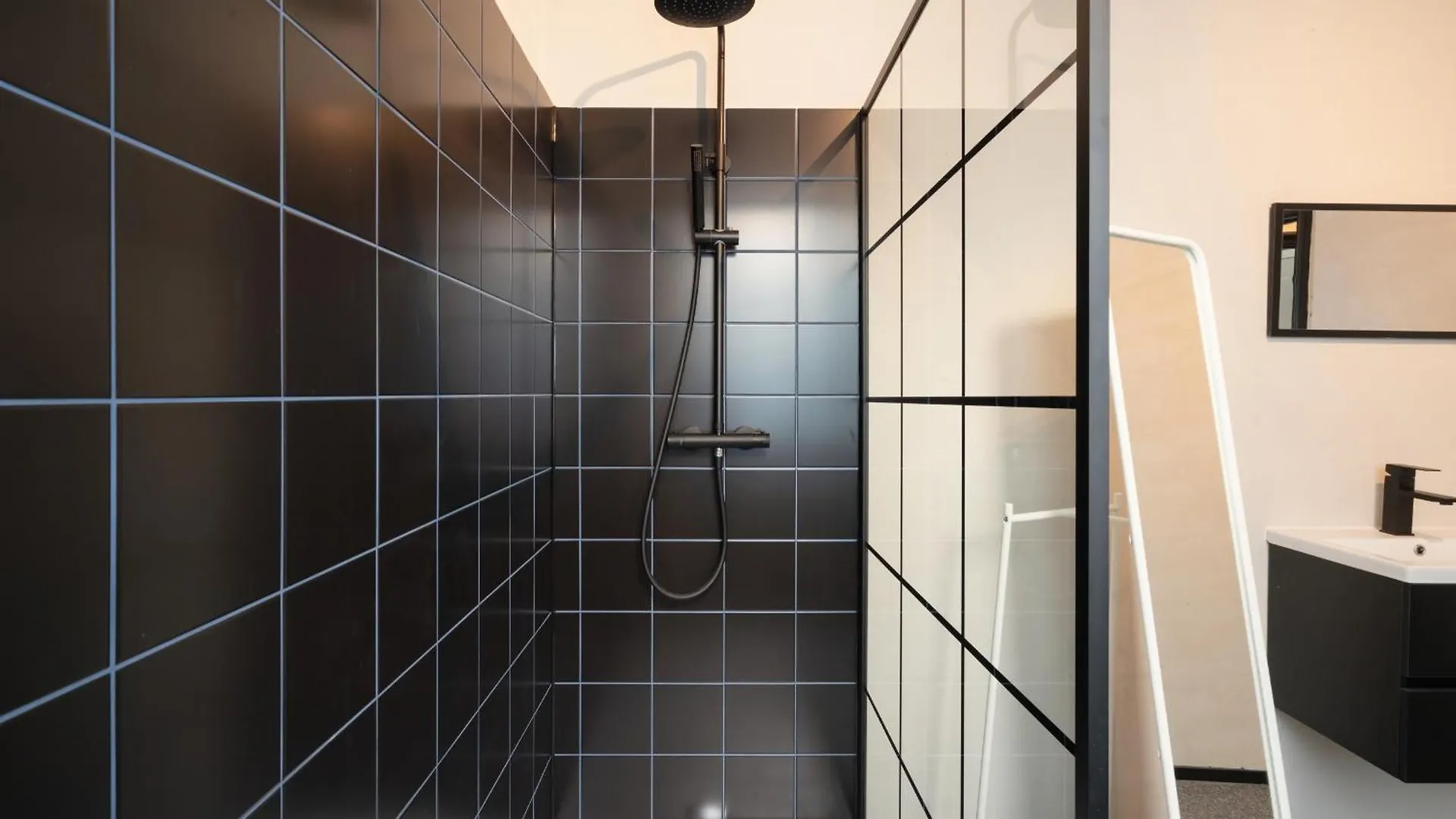 Antwerp City Center Two-Bedroom Apartments